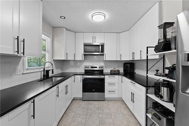 13205 Overhill Rd, Grandview, MO 64030 - photo 7