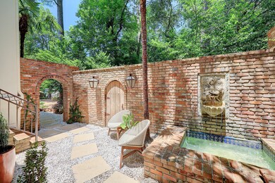 1 Hudson Cir, Houston, TX 77024 - photo 5