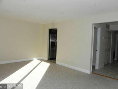 9005 Congress Place, Landover, MD 20785 - photo 7