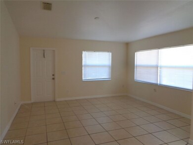 1247 Bacon Ave unit B, Fort Myers, FL 33913 - photo 4