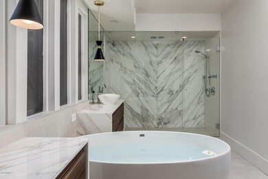 4806 N 72nd Way - MLS-90