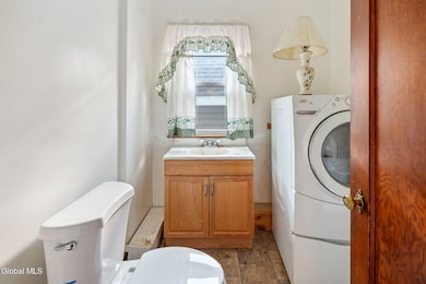 32 Mount Stuart Rd, Schenectady, NY 12304 - photo 7