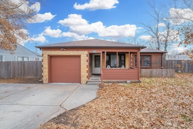 1608 Drollinger St, Wichita, KS 67218 - photo 2