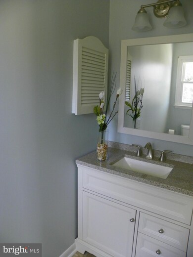 725 George Ave, Essex, MD 21221 - photo 6