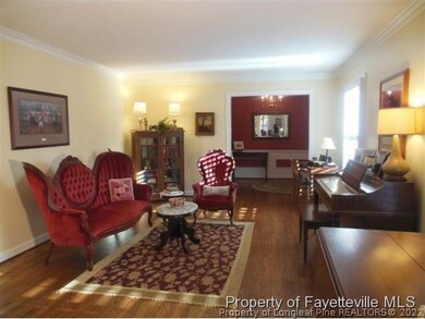 517 Northview Dr, Fayetteville, NC 28303 - photo 6