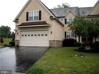 591 Fawnview Cir, Blue Bell, PA 19422 - photo 2