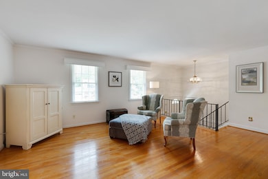 4428 Willow Woods Dr, Annandale, VA 22003 - photo 4