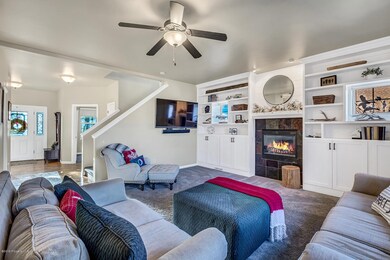 05_274_Fieldstone_Ct_Silt_81652005_mls