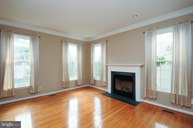 17616 Overlook Rd, Dumfries, VA 22026 - photo 6