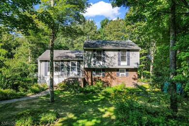 15 Alps Rd, Hewitt, NJ 07421 - photo 2