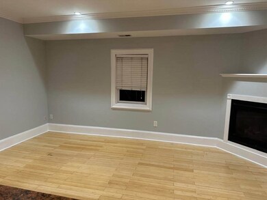 28 Beach St unit 1, Dorchester, MA 02122 - photo 3