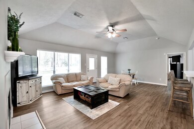 194 Ridgewood Dr, Magnolia, TX 77355 - photo 6