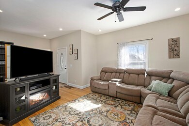 703NDartmouth_5