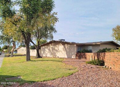 17447 N 102nd Dr, Sun City, AZ 85373 - photo 3