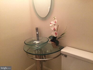 3127 E Village Rd, Southampton, PA 18966 - photo 5