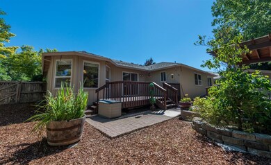 3093 Pineview Ct, Medford, OR 97504 - photo 2