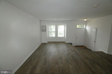 9219 Mccarty Rd, Lorton, VA 22079 - photo 4