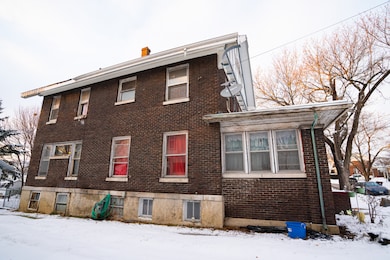 920 S Maple Ave, Freeport, IL 61032 - photo 3