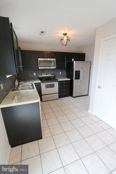 12 Toad Stool Ln, Inwood, WV 25428 - photo 6