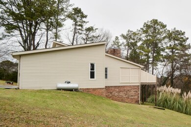 2510 E Hillview Dr, Dalton, GA 30721 - photo 5