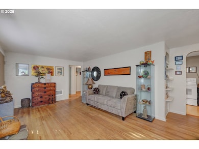 97 W 36th Ave, Eugene, OR 97405 - photo 6