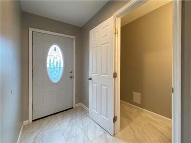 22 Azalea Ln, Levittown, PA 19055 - photo 3