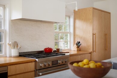 20 Brown St, Cambridge, MA 02138 - photo 5