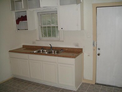 3825 Noah St, Houston, TX 77021 - photo 4