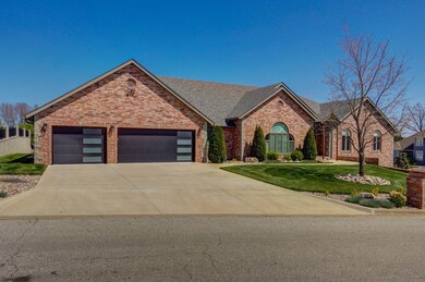 4807 Rolling Hills Dr-3