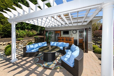 2 Camellia Ct, Holmdel, NJ 07733 - photo 4