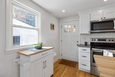 32 Hall Ct, Portsmouth, NH 03801 - photo 6