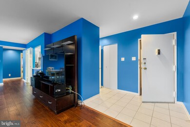 Elmont Condominium unit 321, Baltimore, MD 21215 - photo 2