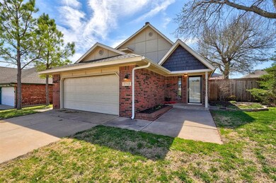 1712 SE 15th St, Moore, OK 73160 - photo 2
