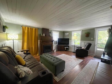 13069 Morgantown Pike, Moatsville, WV 26405 - photo 3