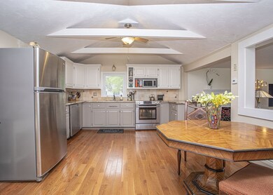 6 Pond View Way, Carver, MA 02330 - photo 5