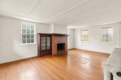 14 Summer St, Newton Upper Falls, MA 02464 - photo 6