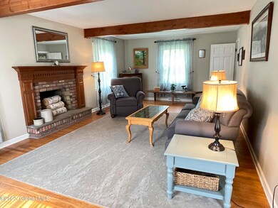 2358 St Joseph Dr, Schenectady, NY 12309 - photo 5