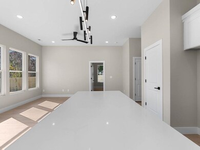 367 College St, Spartanburg, SC 29303 - photo 7