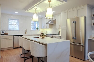 47 Snow Hill St unit 2, Boston, MA 02113 - photo 2