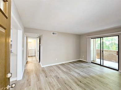 3500 Tangle Brush Dr unit 60, the Woodlands, TX 77381 - photo 4
