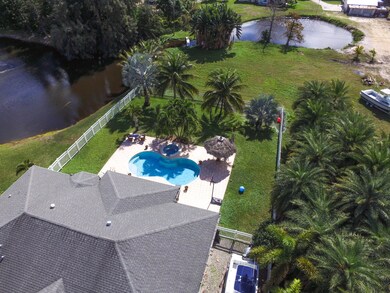 2818 Northside Dr, Lake Worth, FL 33462 - photo 2