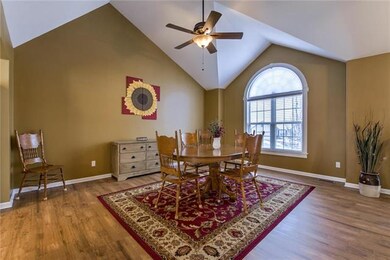 530 Holiday Ct, Lansing, KS 66043 - photo 3