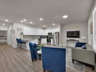 25115 Harper Ln unit 104, the Woodlands, TX 77380 - photo 2