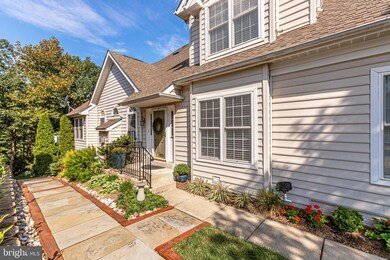 25615 Creek Run Terrace, Chantilly, VA 20152 - photo 3