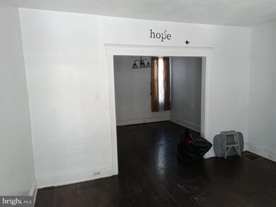 22 N Lindenwood St, Philadelphia, PA 19139 - photo 5