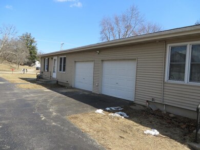 815 W Happy Hollow Rd, Janesville, WI 53546 - photo 4