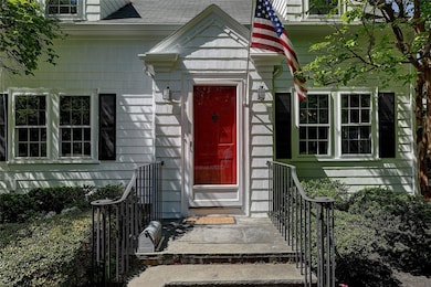 11 Chachapacasset Rd, Barrington, RI 02806 - photo 2