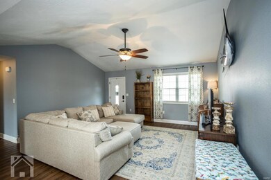 16324 Heartland Ln, Saint Robert, MO 65584 - photo 7