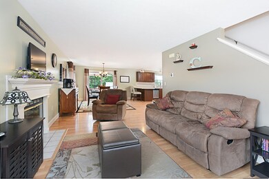 111 Santoro Rd, Worcester, MA 01606 - photo 5
