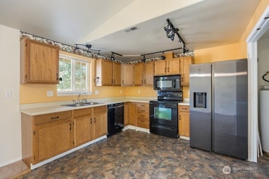 1001 E Hayden Dr, Moses Lake, WA 98837 - photo 5